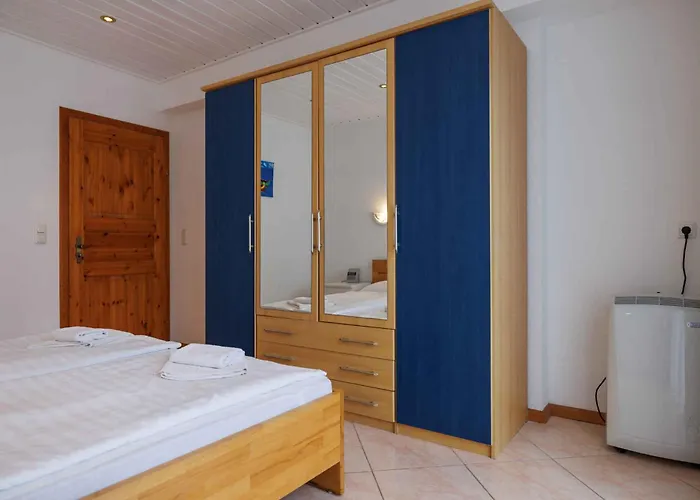 Apartman Unit_type_holiday_room With Garden In Krk 55037 *